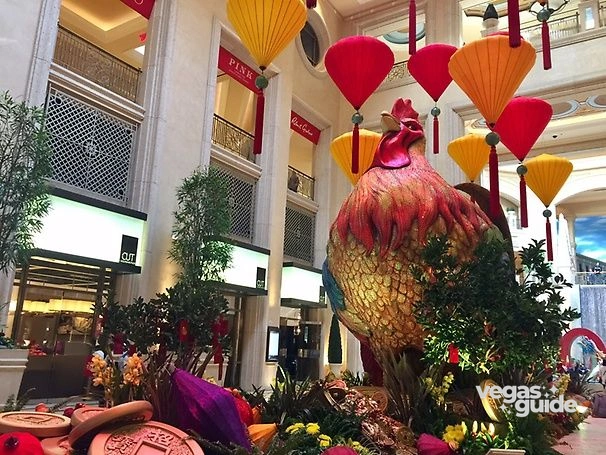 Palazzo Waterfall Atrium