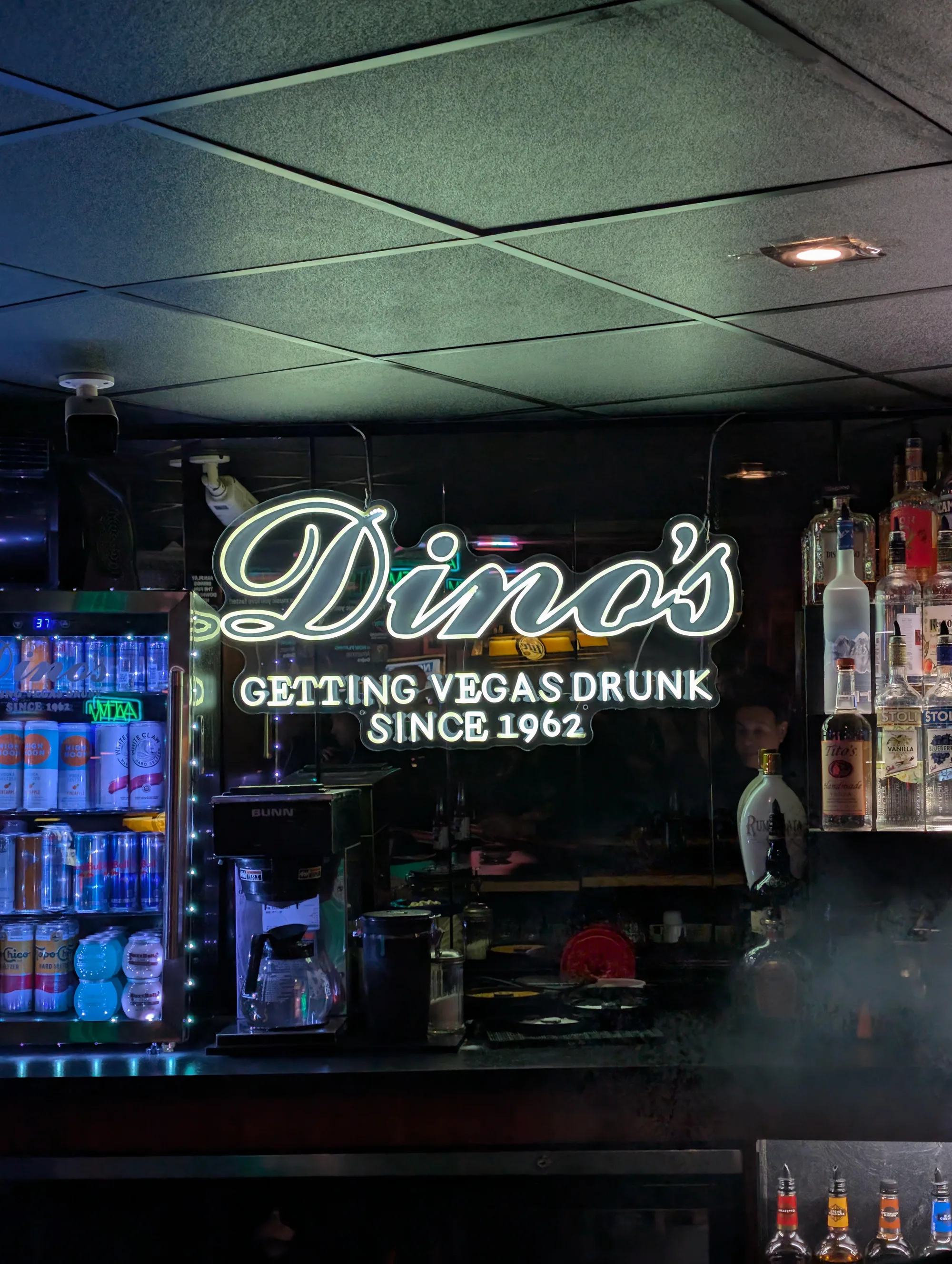 Dino's Lounge