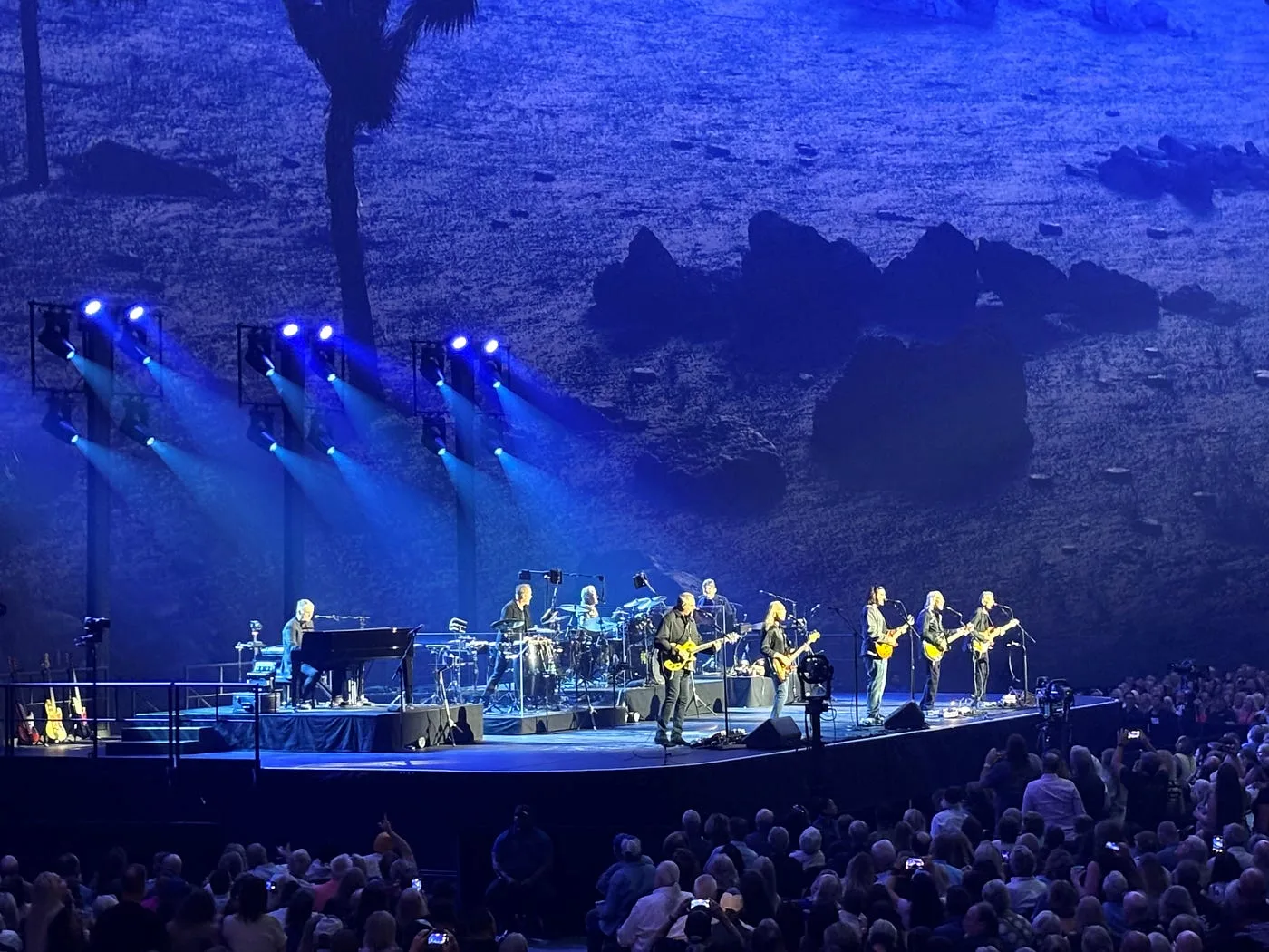 The Eagles in Sphere