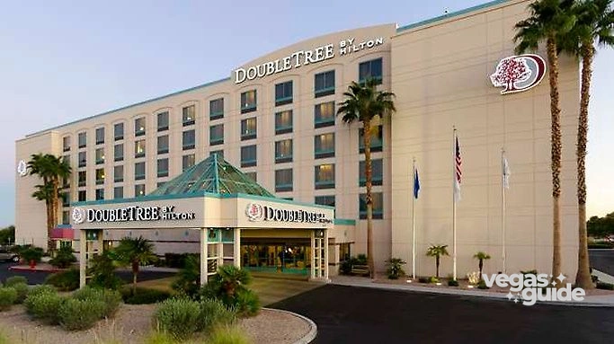 DoubleTree by Hilton Las Vegas Airport photo