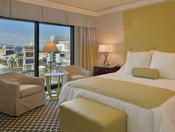 Laurel Royal Suite 1 King Bed Strip View