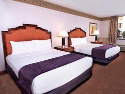 Manor Double Queen Room
