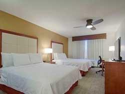 2 Queen Beds 1 Bedroom Suite With Sofabed - Mobility / Hearing Accessible, Non-Smoking