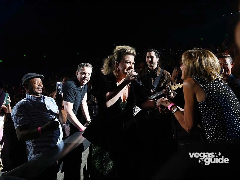 Chemistry: An intimate night with Kelly Clarkson